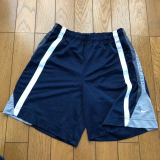 ナイキ(NIKE)のNIKE短パン薄手ジャージ140(パンツ/スパッツ)