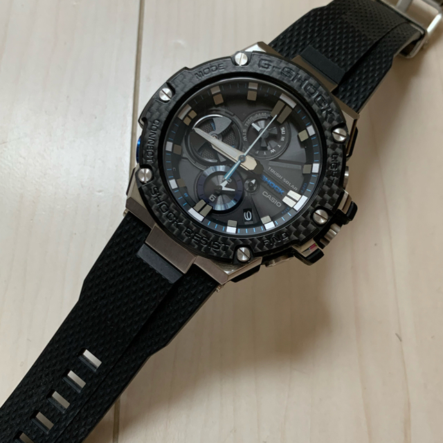 G-SHOCK(ジーショック)のG-SHOCK GST-B100XA1AJF メンズの時計(腕時計(アナログ))の商品写真