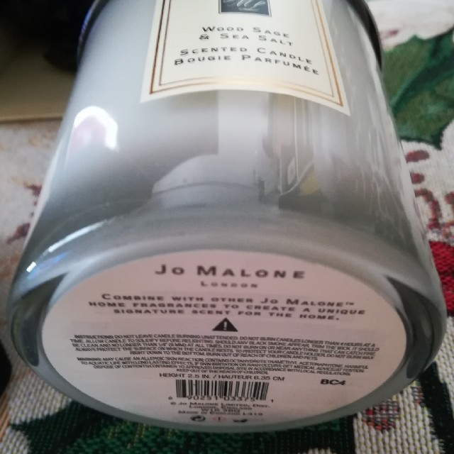 Jo Malone(ジョーマローン)のJo Malone キャンドル　新品未使用　箱リボン付 コスメ/美容のリラクゼーション(キャンドル)の商品写真
