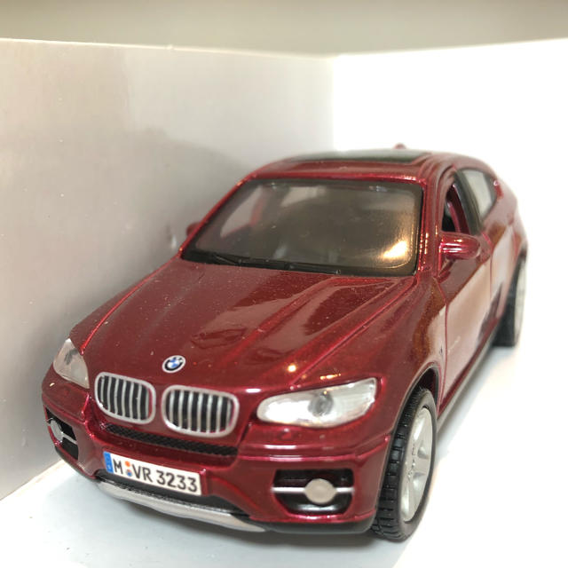 BMW(ビーエムダブリュー)のミニカー　BMW X6 エンタメ/ホビーのおもちゃ/ぬいぐるみ(ミニカー)の商品写真