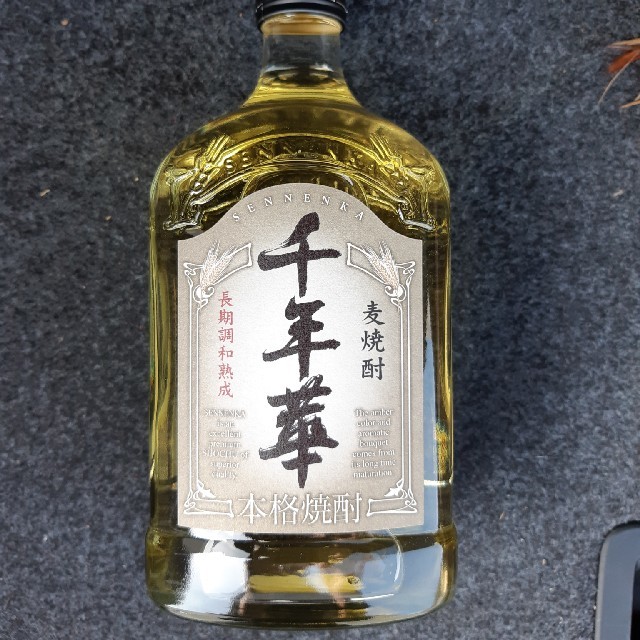 アサヒ(アサヒ)の本格麦焼酎　千年華25度　720ml　3本 食品/飲料/酒の酒(焼酎)の商品写真