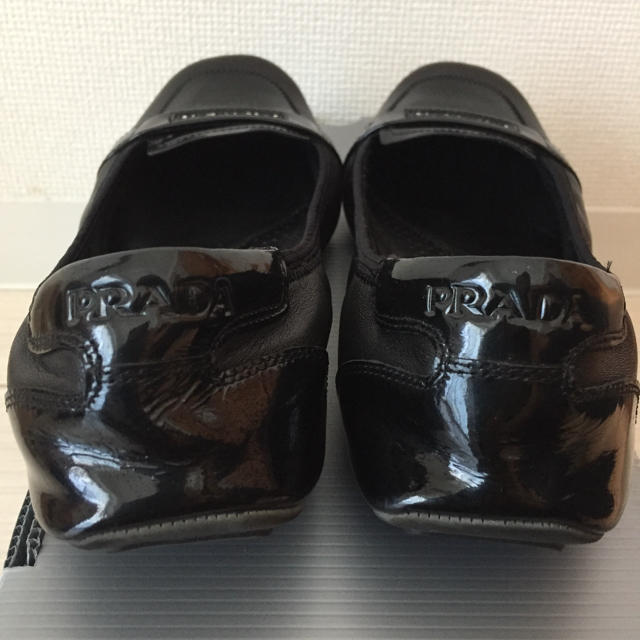 PRADA(プラダ)の【PRADA プラダ フラットシューズ】35.5 レディースの靴/シューズ(バレエシューズ)の商品写真