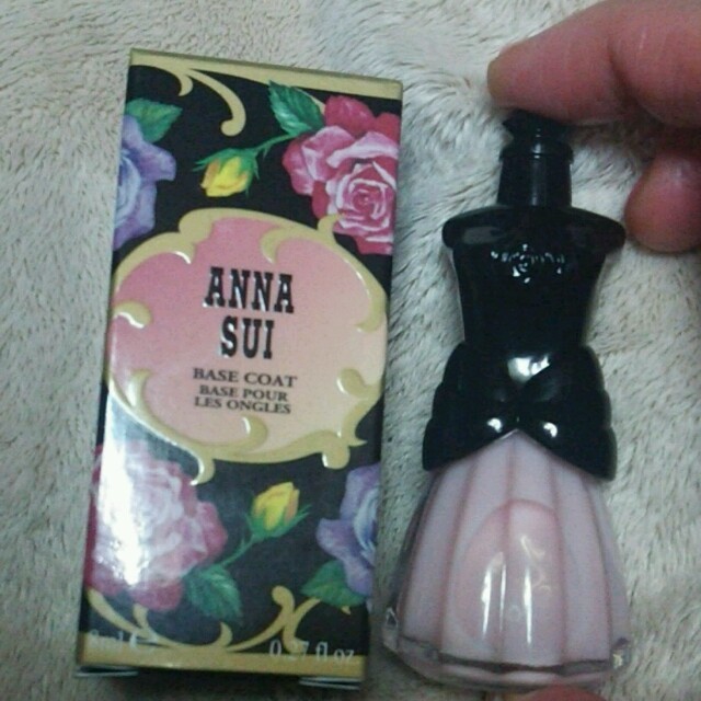 ANNA SUI(アナスイ)のアナスイ新品未使用ベースコート コスメ/美容のネイル(ネイルトップコート/ベースコート)の商品写真