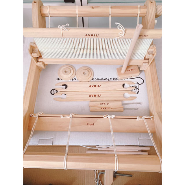 専用　AVRIL 卓上織機 ハンドメイドの素材/材料(生地/糸)の商品写真