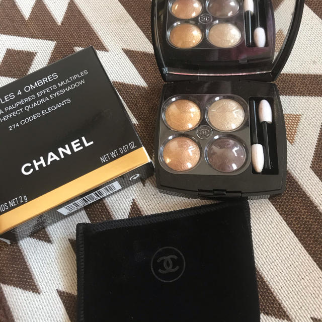 CHANEL(シャネル)のCHANELレキャトルオンブル274コードエレガン　アイシャドウ　シャネル コスメ/美容のベースメイク/化粧品(アイシャドウ)の商品写真