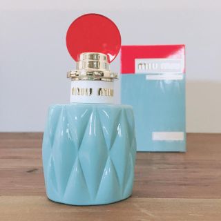 ミュウミュウ(miumiu)のミュウミュウ オードパルファム  50mL 試し吹きのみ(香水(女性用))