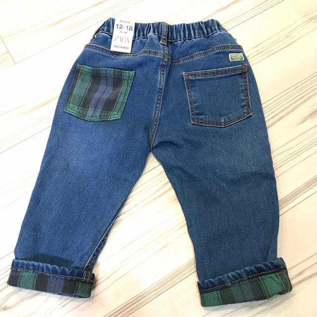 ZARA KIDS(ザラキッズ)の新品未使用！【ZARA BABY】ザラベビー デニムパンツ サイズ90cm キッズ/ベビー/マタニティのキッズ服男の子用(90cm~)(パンツ/スパッツ)の商品写真