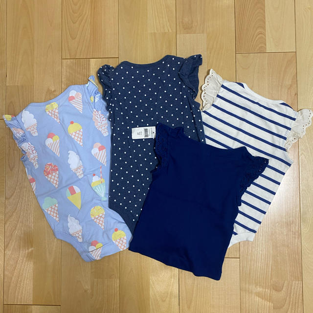 babyGAP(ベビーギャップ)の☆ baby Gap ☆ ボディオール & トップス ４点Set ☆ キッズ/ベビー/マタニティのベビー服(~85cm)(ロンパース)の商品写真