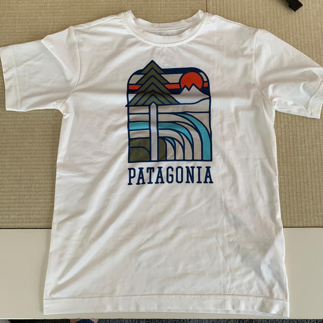 patagonia(パタゴニア)のＴシャツ キッズ/ベビー/マタニティのキッズ服男の子用(90cm~)(Tシャツ/カットソー)の商品写真