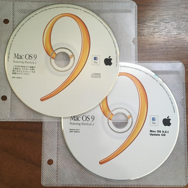 Apple(アップル)のMac OS 9 & 9.2.1 Update インストールCD セット スマホ/家電/カメラのPC/タブレット(PC周辺機器)の商品写真