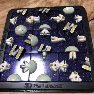 9ピースのパズル　スペースシャトル、宇宙飛行士、衛星機月の絵柄合わせ(知育玩具)