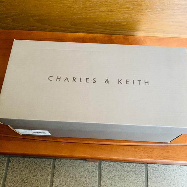 Charles and Keith(チャールズアンドキース)の♡ CHARLES & KEITH ♡ サイズ22.5 レディースの靴/シューズ(ハイヒール/パンプス)の商品写真