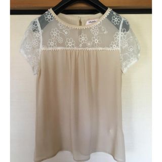 ティティアンドコー(titty&co)の【美品】titty&co(ティティーアンドコー)   トップス(シャツ/ブラウス(半袖/袖なし))