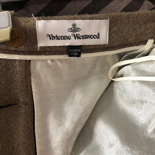 Vivienne Westwood(ヴィヴィアンウエストウッド)のVivienne Westwood Harris Tweedウールスカート レディースのスカート(ロングスカート)の商品写真