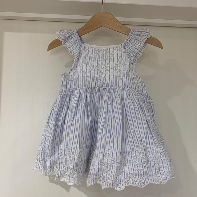 babyGAP(ベビーギャップ)のbaby GAP 夏ワンピース　12〜18m キッズ/ベビー/マタニティのベビー服(~85cm)(ワンピース)の商品写真