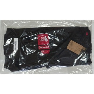 シュプリーム(Supreme)のSupreme TNF Cargo Vest Black Medium 新品(ベスト)