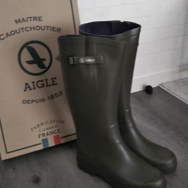 AIGLE(エーグル)のAIGLE レインブーツ カーキ 未着用です レディースの靴/シューズ(レインブーツ/長靴)の商品写真