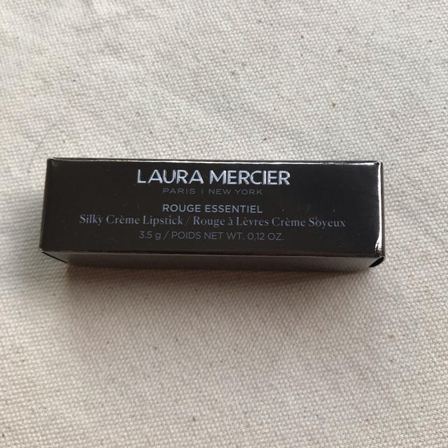 laura mercier(ローラメルシエ)のルージュ エッセンシャル シルキー クリーム リップスティック 06  コスメ/美容のベースメイク/化粧品(口紅)の商品写真