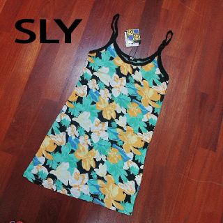 スライ(SLY)のSLY☆花柄キャミチュニック(キャミソール)