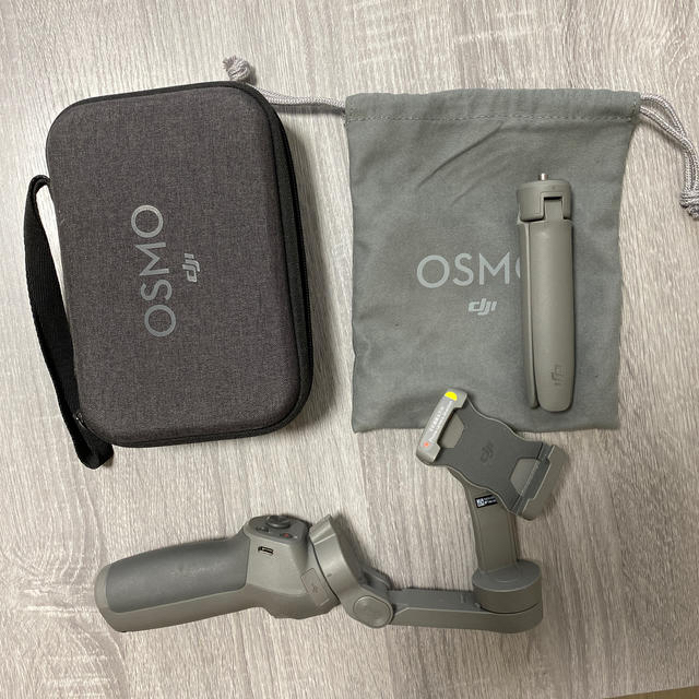 Apple(アップル)のDJI Osmo mobile 3 スマホ/家電/カメラのカメラ(その他)の商品写真