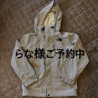 ザノースフェイス(THE NORTH FACE)の秋のキャンプにも！THE NORTH FACE レインコート　140 使用感あり(レインコート)