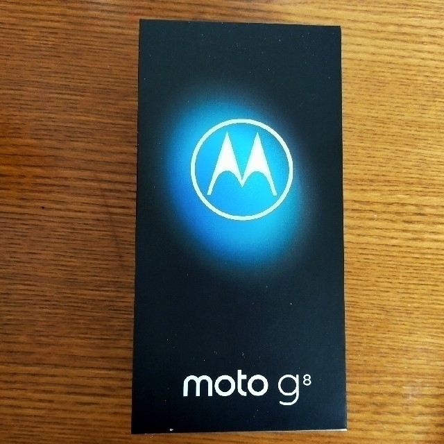 未対応テザリング新品未使用 モトローラ  moto g8 ホログラムホワイト