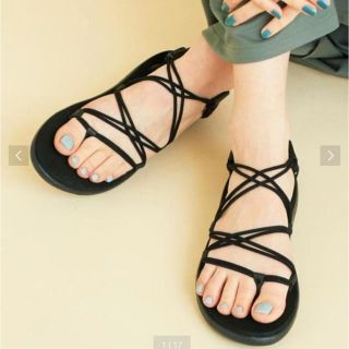 テバ(Teva)のTEVA VOYA INFINITY(サンダル)