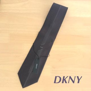 ダナキャランニューヨーク(DKNY)の【未使用】DKNY ☆ ダナキャラン ネクタイ 茶系(ネクタイ)