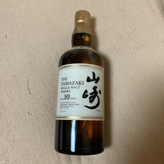 サントリー(サントリー)のサントリー 山崎 10年 700ml 食品/飲料/酒の酒(ウイスキー)の商品写真