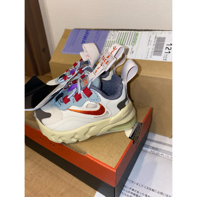 NIKE(ナイキ)のTRAVIS SCOTT NIKE AIR MAX 270 キッズ/ベビー/マタニティのベビー靴/シューズ(~14cm)(スニーカー)の商品写真