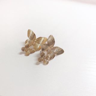 セール♡gold butterfly pierce(ピアス)