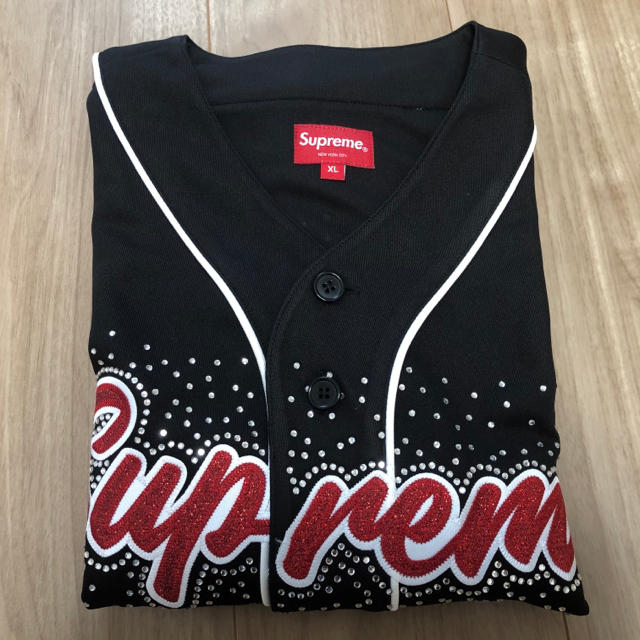 Supreme(シュプリーム)の希少 XL supreme rhinestone baseball jersey メンズのトップス(その他)の商品写真