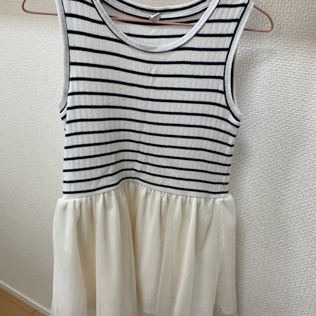 UNIQLO(ユニクロ)のUNIQLO ワンピース120cm キッズ/ベビー/マタニティのキッズ服女の子用(90cm~)(ワンピース)の商品写真