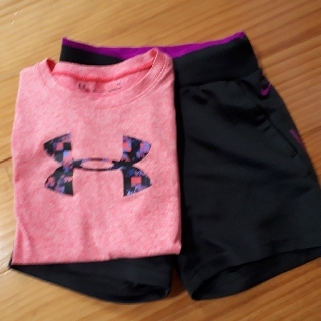 NIKE(ナイキ)のTシャツ→アンダーアーマー☆短パン→ナイキ キッズ/ベビー/マタニティのキッズ服女の子用(90cm~)(Tシャツ/カットソー)の商品写真