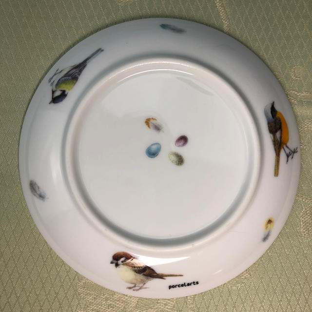 ポーセラーツ作品　15㎝プレート 鳥柄1枚　　🅿︎-4 ハンドメイドの生活雑貨(食器)の商品写真