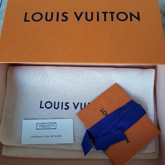 LOUIS VUITTON - ルイヴィトン Louis Vuitton 箱 ショップ袋 の通販 by maju's shop ｜ルイヴィトン