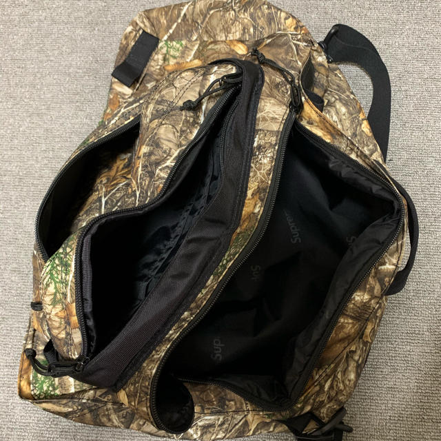 Supreme(シュプリーム)のSupreme シュプリーム Duffle Bag Real Tree Camo メンズのバッグ(ボストンバッグ)の商品写真