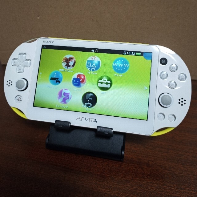 エンタメホビーSONY PlayStationVITA 本体  PCH-2000 ZA13