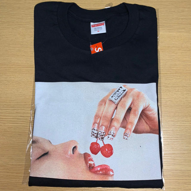 シュプリーム　チェリー　Cherries Tee