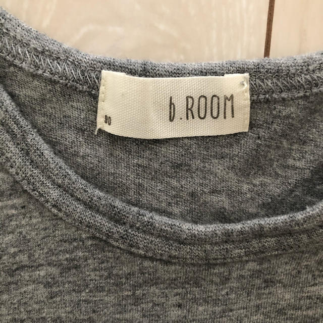 NARUMIYA INTERNATIONAL(ナルミヤ インターナショナル)の90㎝  b.room Tシャツ キッズ/ベビー/マタニティのキッズ服男の子用(90cm~)(Tシャツ/カットソー)の商品写真