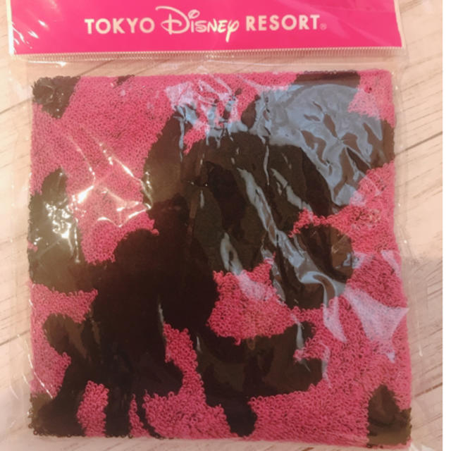 Disney(ディズニー)の〈Disney〉ミニハンドタオル エンタメ/ホビーのアニメグッズ(タオル)の商品写真