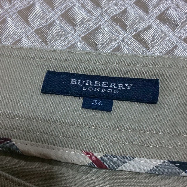BURBERRY(バーバリー)のBURBERRY　ラップスカート レディースのスカート(ひざ丈スカート)の商品写真