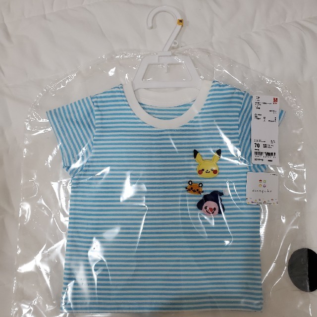 UNIQLO(ユニクロ)のモンポケ　Tシャツ　70　水色ボーダー キッズ/ベビー/マタニティのベビー服(~85cm)(Ｔシャツ)の商品写真