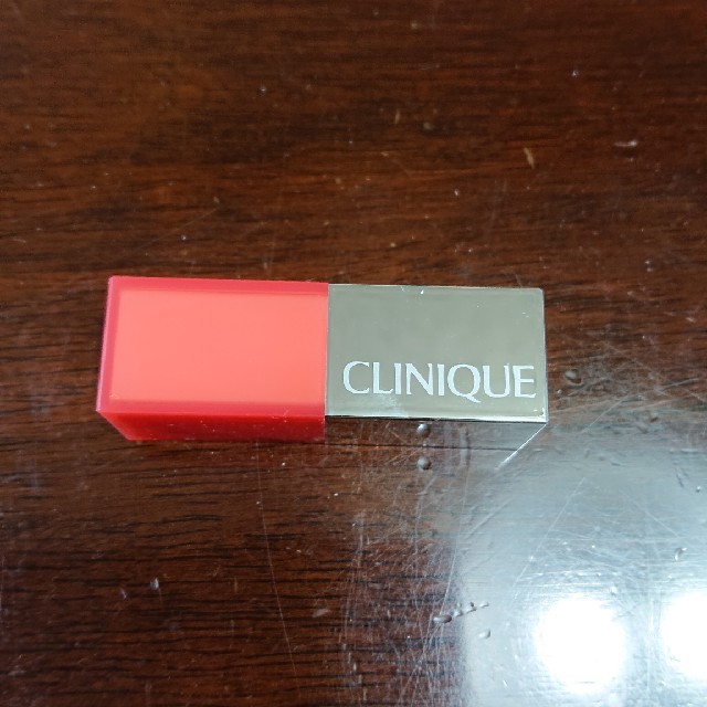 CLINIQUE(クリニーク)のCLINIQUE クリニークポップシアー メロンドロップポップ 新品未使用 コスメ/美容のベースメイク/化粧品(口紅)の商品写真