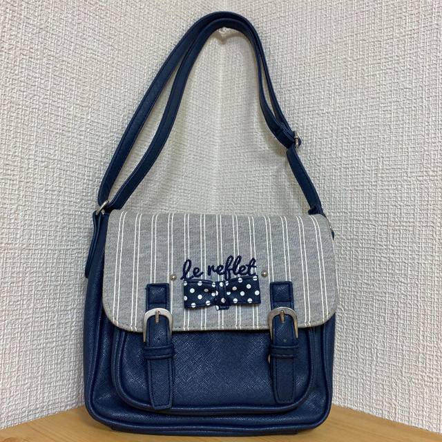 【美品】女の子用ショルダーバッグ⭐︎ネイビー/グレー キッズ/ベビー/マタニティのこども用バッグ(ポシェット)の商品写真