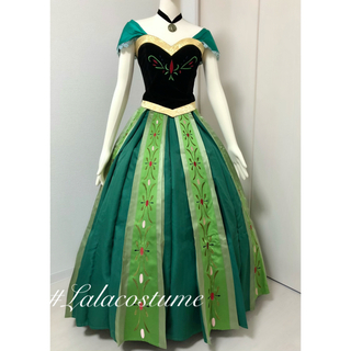 新品未使用☆*。 アナと雪の女王 アナ 戴冠式 グリーン ドレス(衣装)