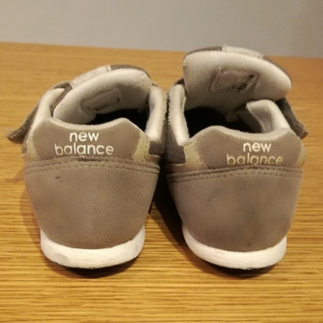 New Balance(ニューバランス)の【かえ様専用】new balance 996 キッズ/ベビー/マタニティのキッズ靴/シューズ(15cm~)(スニーカー)の商品写真