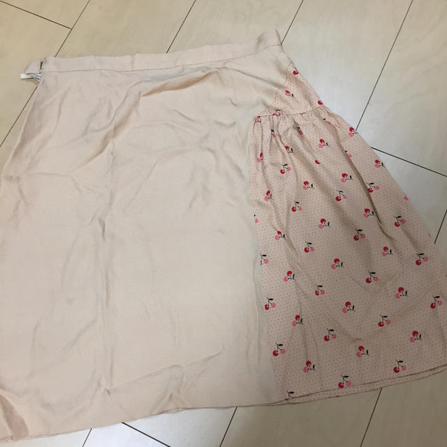 MARC JACOBS(マークジェイコブス)のマークジェイコブス チェリー スカート レディースのスカート(ひざ丈スカート)の商品写真
