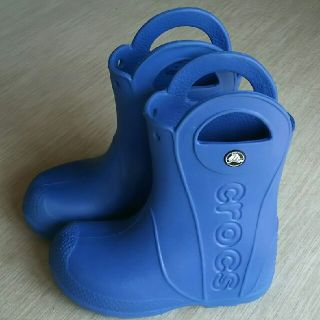 クロックス(crocs)のクロックス 長靴 青 C10 (17.5㎝)(長靴/レインシューズ)