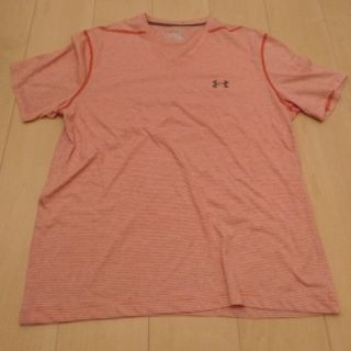 アンダーアーマー(UNDER ARMOUR)のアンダーアーマーVネックTシャツ(Tシャツ/カットソー(半袖/袖なし))